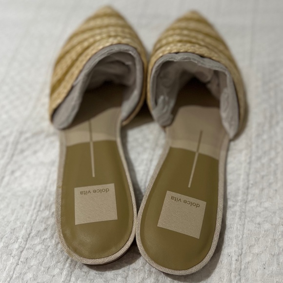 Dolce Vita Ezra Raffia Mule - Picture 2 of 6